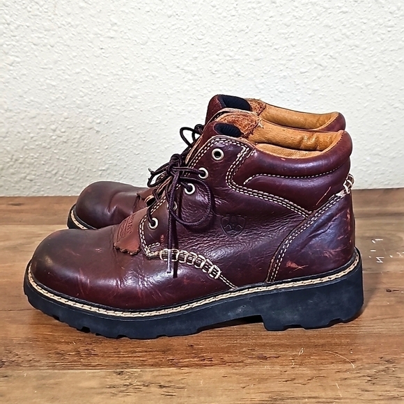 ARIAT Boots. - Picture 5 of 9